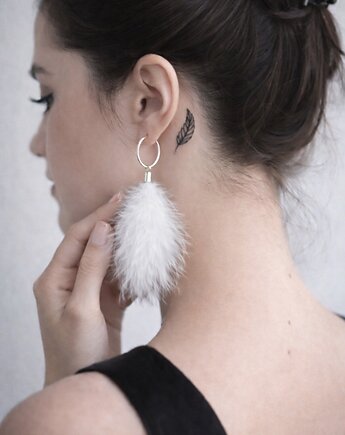 Kolczyki z piór snowy, Ajdacho