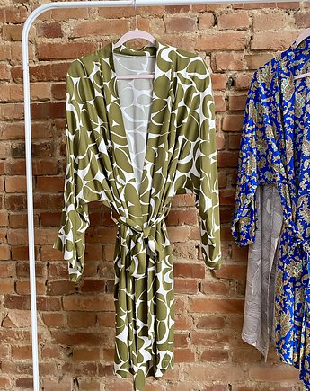 Szlafrok narzutka kimono w ciekawy zielony print, HisOutfit