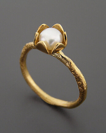 Pierścionek Kwiat z Perłą, Pastelove Jewelry