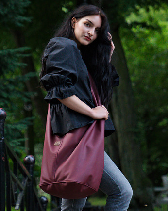 Bordowa torba hobo w stylu boho / vegan, hairoo