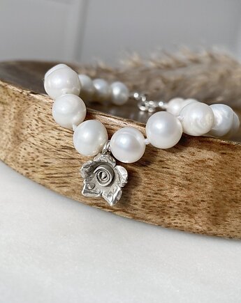 Perłowy kwiat, Marisella