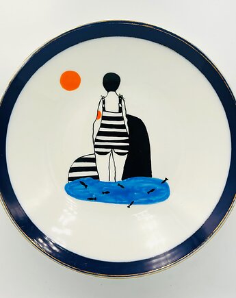 Kobieta, która  kocha morze, arent plates