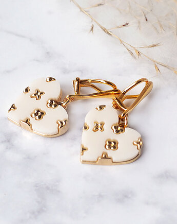 ZŁOTE KLIPSY -śliczne serca  z żywicy z serduszkami, Chodelska Art Studio