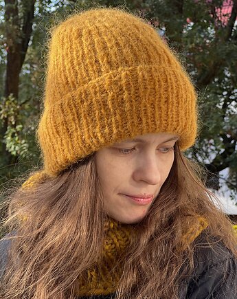 Przejściowa czapka Dimma z alpaki i merynosa miodowa, Made by Jaga