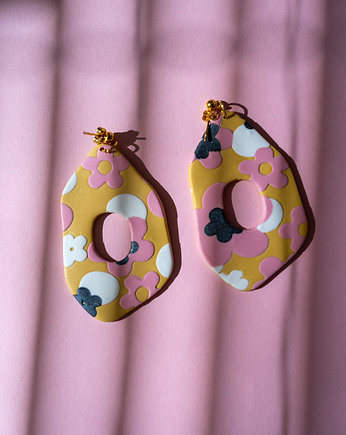 Kolczyki w duchu wiggly design, Dwie Gliny