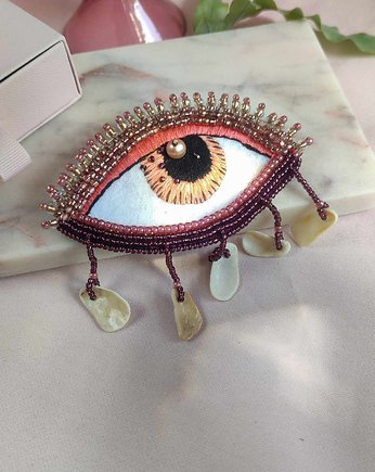 Broszka oko z perłą i muszlami różowe, Iwona Bator Design