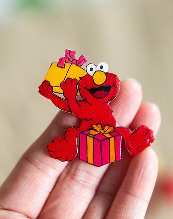 Przypinka Elmo z Ulicy Sezamkowej, Pintura