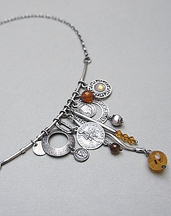 Atena vol. 2 naszyjnik, Katia i krokodyl