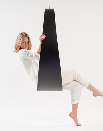 SWING model N.2 huśtawka wewnętrzna dąb czarny, Iwona Kosicka Design
