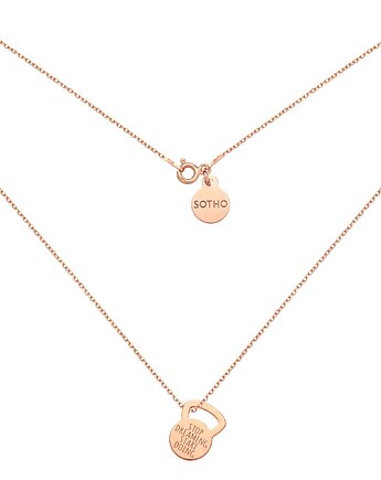 Naszyjnik z różowego złota z kettlebell STOP DREAMING START DOING, SOTHO