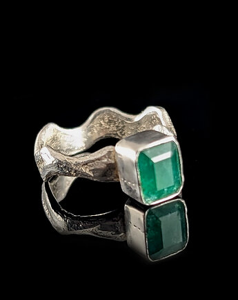 Pierścionek szlachetny szmaragd, Pracownia Neores