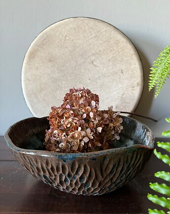 Misa ceramiczna z kolekcji Deep Line, poLEPIONE