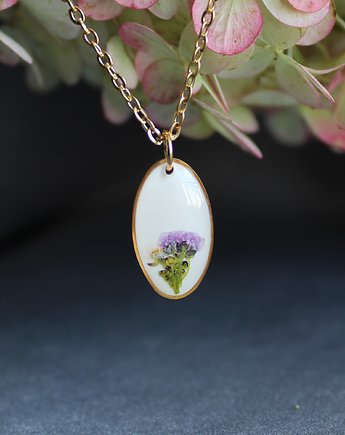 Złota zawieszka złoty wisiorek biżuteria kwiat jajowata fioletowa, zkwiatem