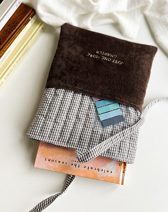 Etui na książkę - Just one more chapter, gucialoveskids