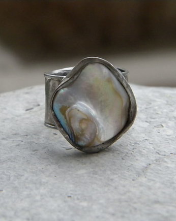 Mother of pearl - pierścionek, Beata Trotter