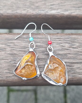 Kolczyki Amberki i kropki koloru, po drugiej stronie lustra