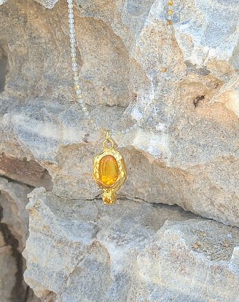 Pozłacany naszyjnik z bursztynem bałtyckim i cyrkonią, Agata Blaszkowska Jewelry