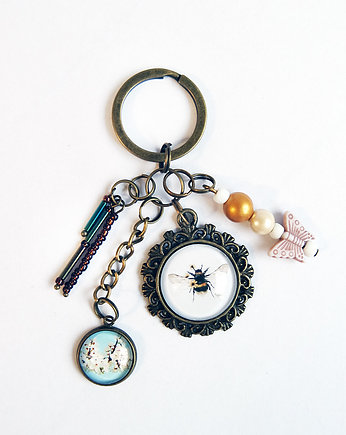 Breloczek - Pszczoła, kwitnące kwiaty, yenoo