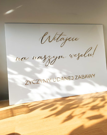 Mleczna tablica z plexi, dobrej zabawy, Winietka dekoruje