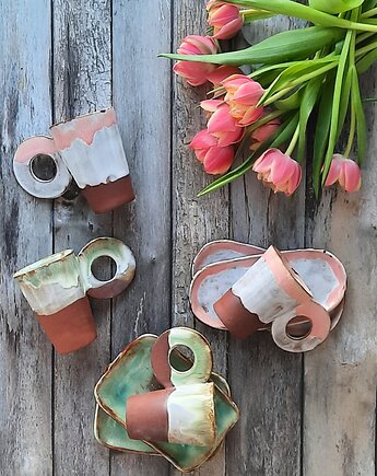 Dwie białe ręcznie robione eramiczne filizanki do double espresso, Ceramika Wydry