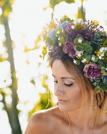 Wianek z kwiatów sztucznych VIOLETTA, Pracownia Klosowa 88