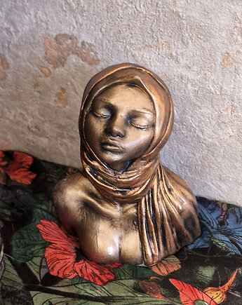 Rzeźba Kobieta w chuście wys. 10 cm, JBJart Justyna Jaszke
