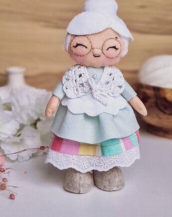 Filcowa Babcia prezent na Dzień Babci, TuliTysie