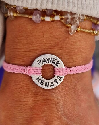 Dowolny napis - bransoletka personalizowana z kółkiem i warkoczykiem, SHEandHE