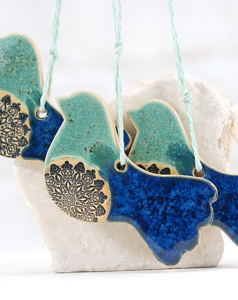 Turkusowe ptaszki w locie - ceramiczne ozdoby wiszące, 10FingersArt
