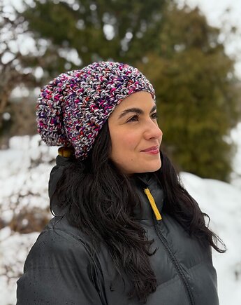 Kolorowa duża czapka beanie z wełną i alpaką, Zasznurowane