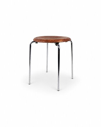 Stołek Dot marki Fritz Hansen, zaprojektowany przez Arne Jacobsena., Think Modern