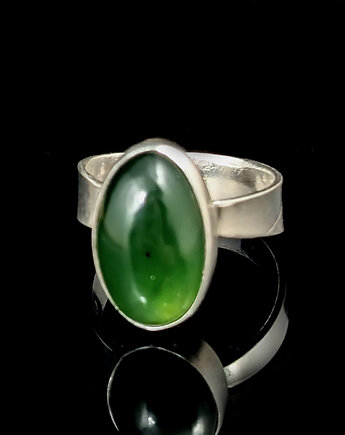 Pierścionek Nefryt kiwi, Pracownia Neores