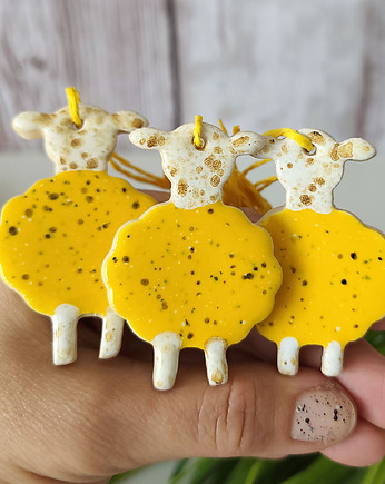 Owieczki ceramiczne zawieszki - na gałązkę, do stroika, 10FingersArt