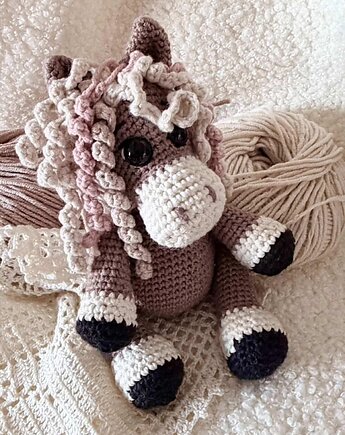 Konik na szydełku SZYDEŁKOWY KONIK amigurumi, Atelier Liliputki