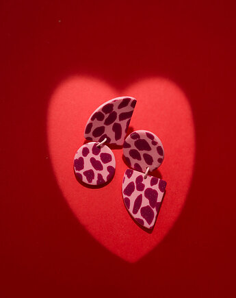 Wiszące asymetryczne sztyfty edycja walentynkowa, Dwie Gliny