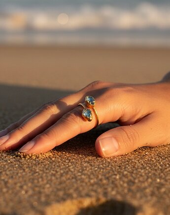 Regulowany Pierścionek z Błękitnym Kwarcem, TulipBIJOU