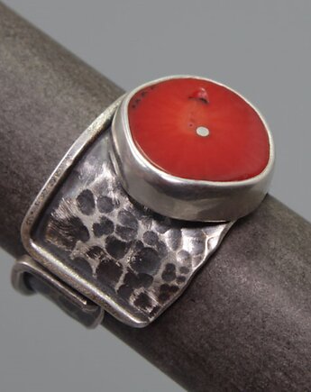 Pierścionek z koralem, Marta Kepska