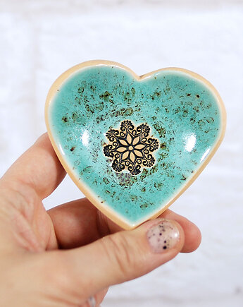 Ceramiczna miseczka na drobiazki, biżuterię - boho, 10FingersArt