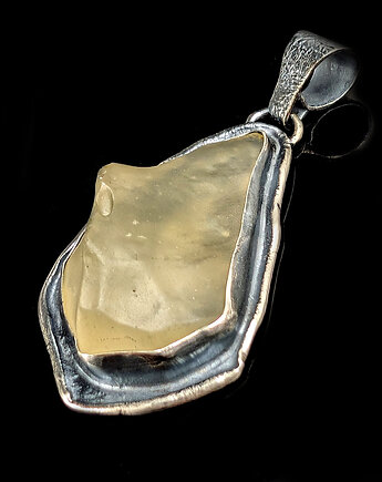 Szkło libijskie, Pracownia Neores