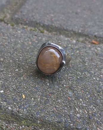 Kwarc z rutylem - pierścionek regulowany, po drugiej stronie lustra