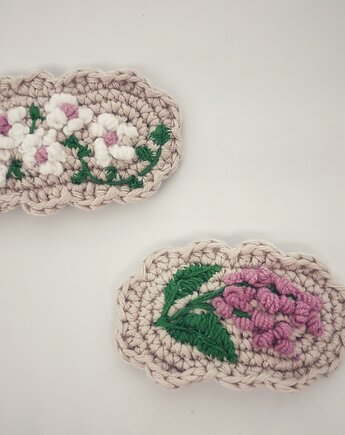 Haftowane spinki do włosów, Crochetories