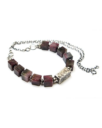 Turmalinowe kostki- naszyjnik, Katia i krokodyl