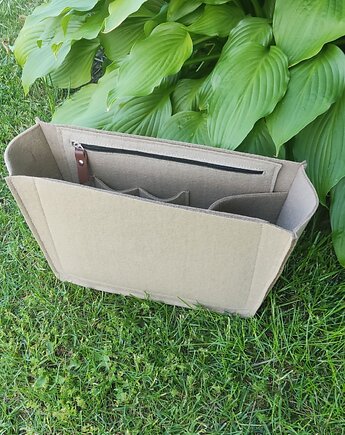 Organizer  do torebki - beżowy filc - rozchylony, Beltrani