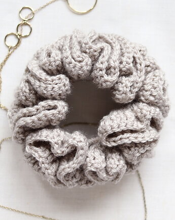 Frotka do włosów scrunchie gumka szydełkowa brudne ecru, RękaProduction