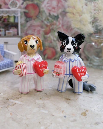 Beagle i Border Collie w piżamach, Qletta Clay