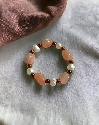 Pierścionek : kamień słoneczny, perły, kaktusia