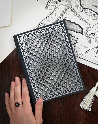 Etui Pani Art Deco na czytnik Inkbook Calypso personalizacja, Pani Pośpiech