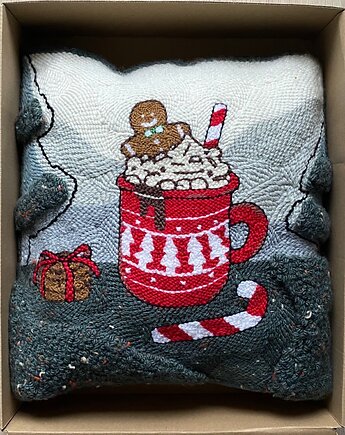 Poduszka Gorąca czekolada, TakieTam dekoracje z wełny