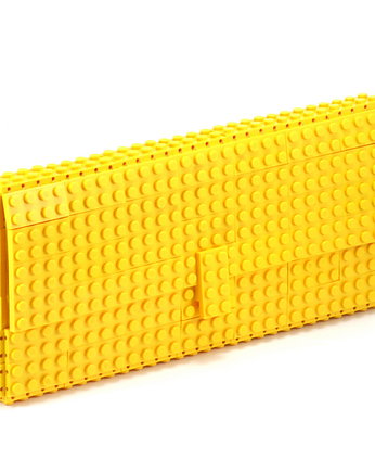 Żółta torebka kopertówka z klocków LEGO, agabag