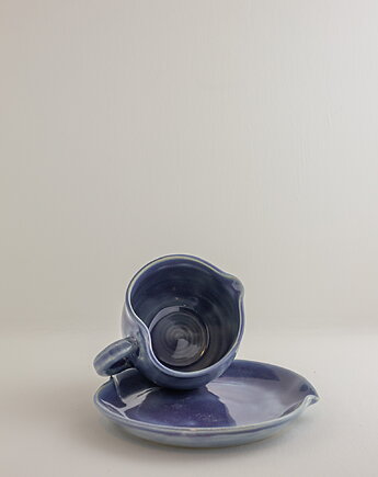 Filiżanka w kształcie serca podstawkiem, Wet Spot Ceramic Studio